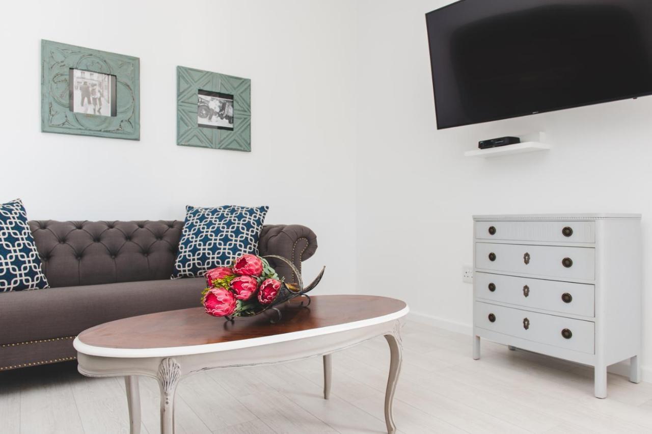 Zarose Hotel Стеленбош Екстериор снимка